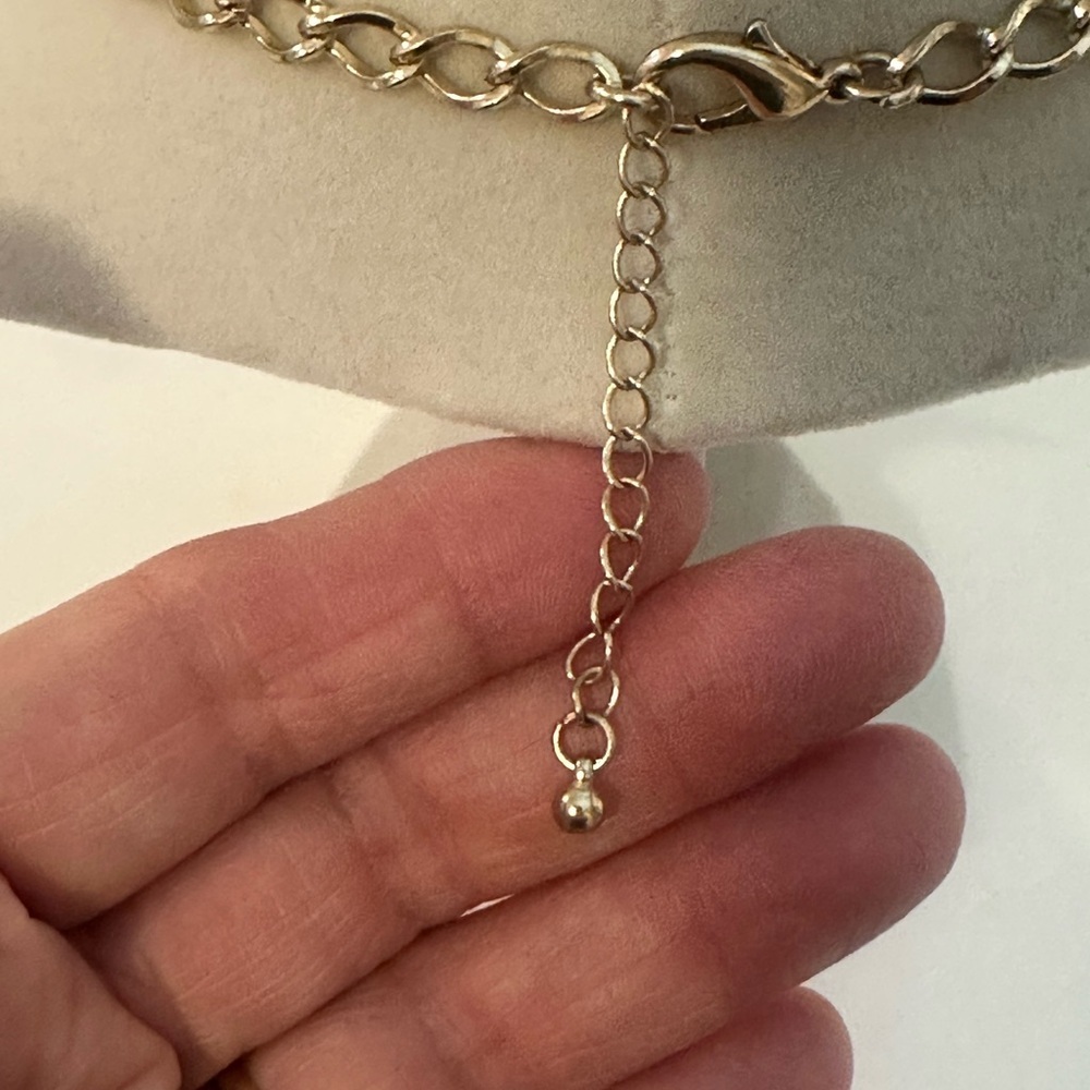 Multi-Tone Shimmer Leaf & Teardrop Metal Light Bib Statement Extender Necklace - Picture 3 of 10